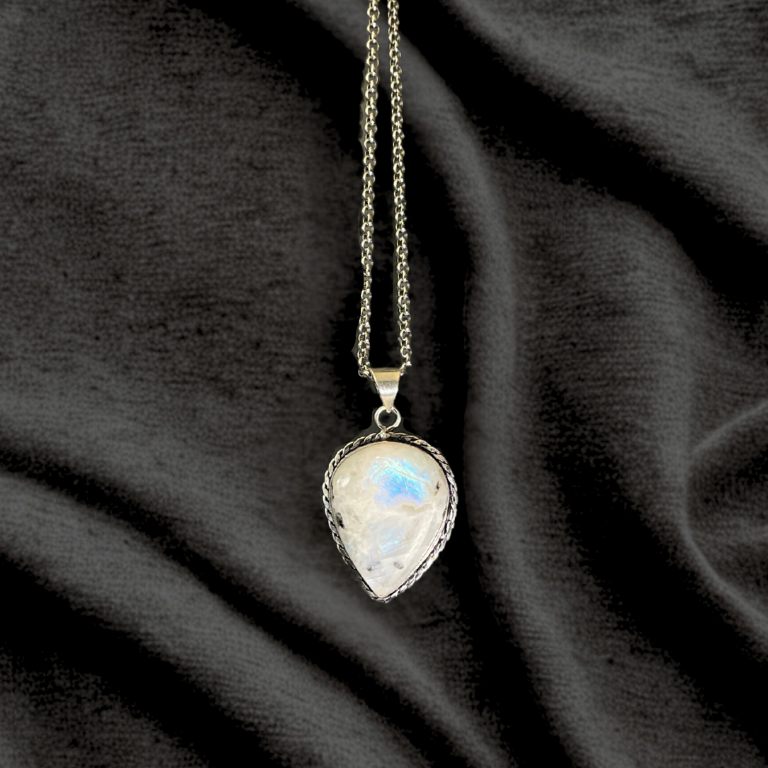 Collana in Pietra di Luna e Tormalina Nera