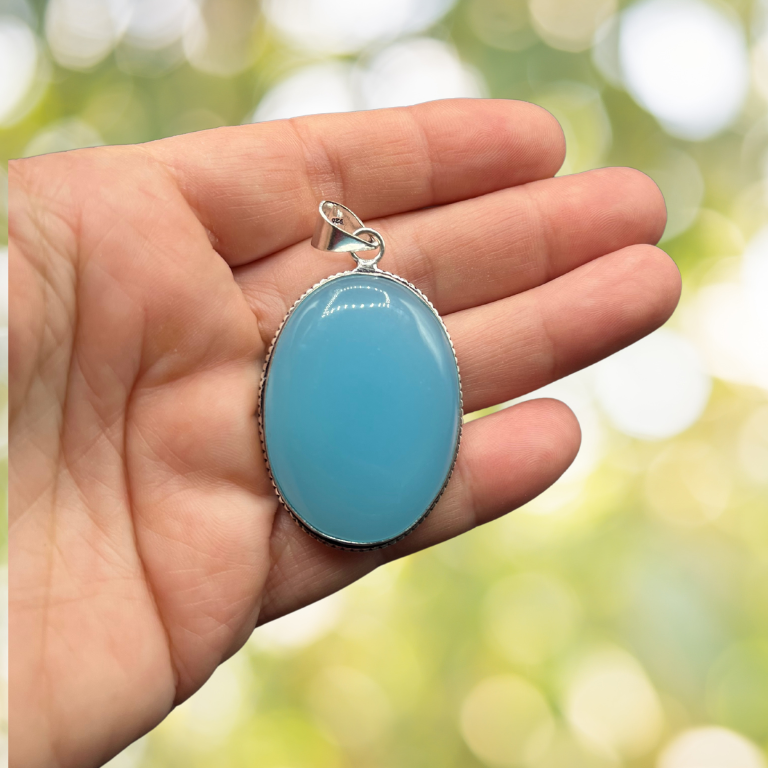 Collana in Calcedonio Azzurro