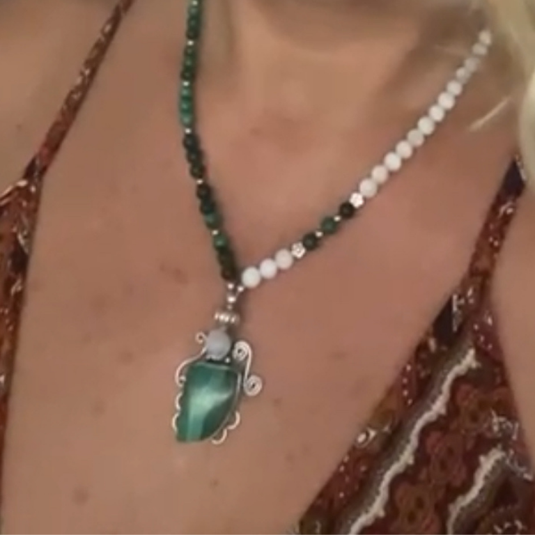 Collana in Malachite e Pietra di Luna