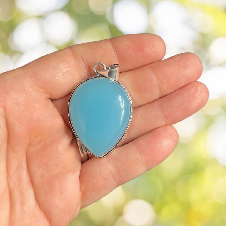 Collana in Calcedonio Azzurro