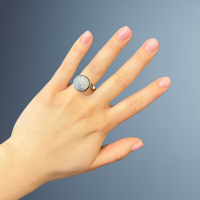 Anello con Pietra di Luna e Tormalina Nera