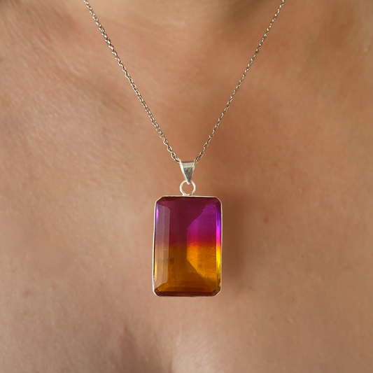 Collana con ciondolo di Quarzo Ametrino