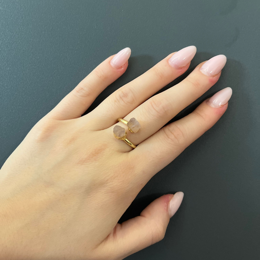 Anello con Quarzo Rosa grezzo