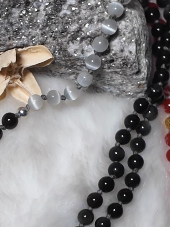 JAPAMALA OBSIDIAN AND CAT'S EYE
