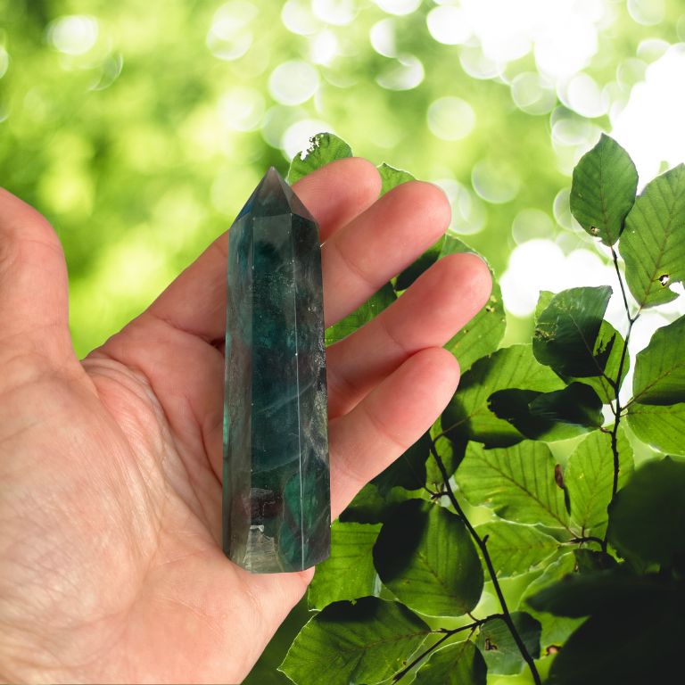 Torre di Fluorite Verde – Chiarezza Mentale e Guarigione Emotiva