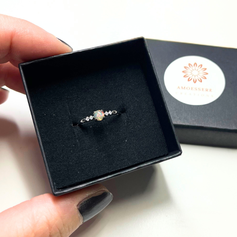 Anello in Opale – Regolabile in Argento 925