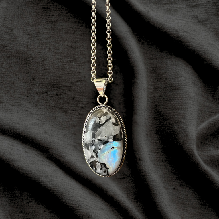 Collana in Pietra di Luna e Tormalina Nera