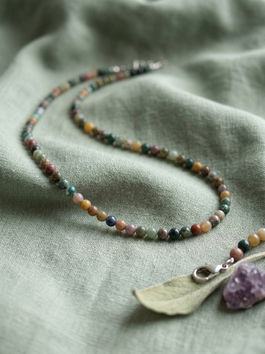 Collana "Radicamento" in Agata Indiana