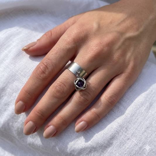 Anello Regolabile con Charm Genesa Crystal e Ametista Naturale
