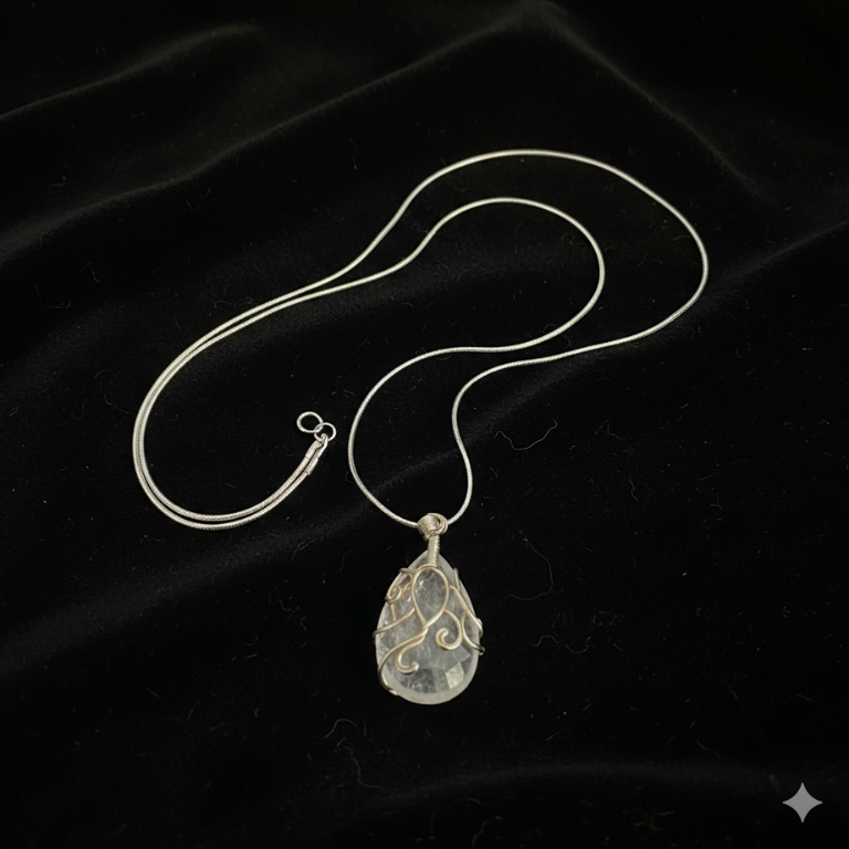 Collana con Quarzo Ialino (Cristallo di Rocca)