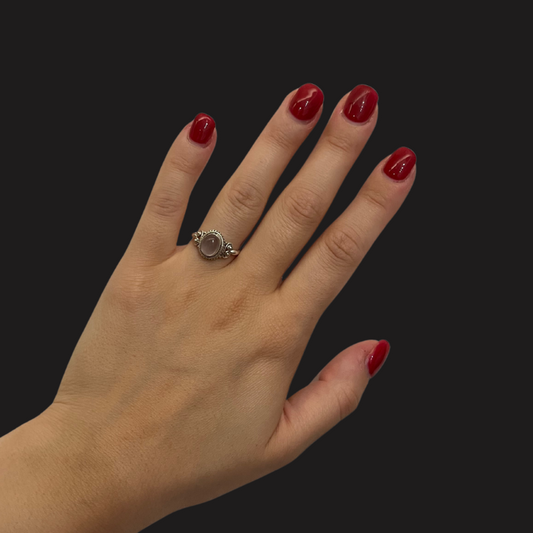 Anello in argento con Quarzo rosa