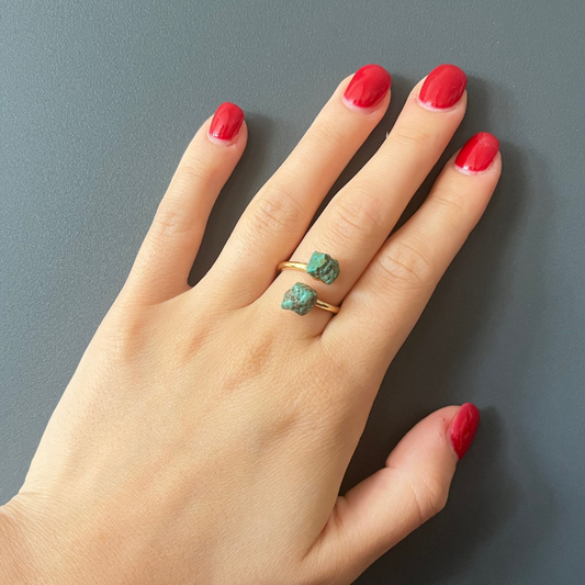 Anello con Turchese Grezzo
