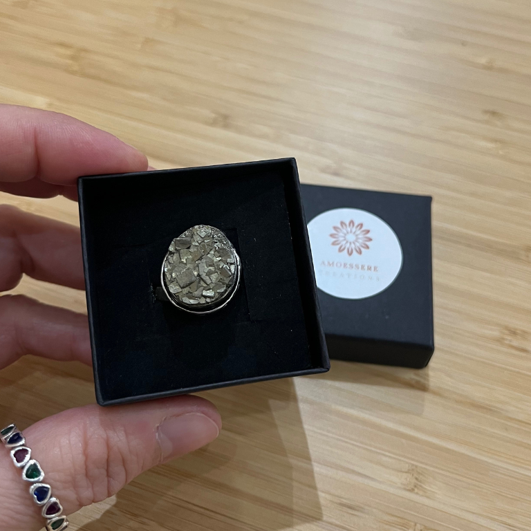 Anello con Pirite Grezza