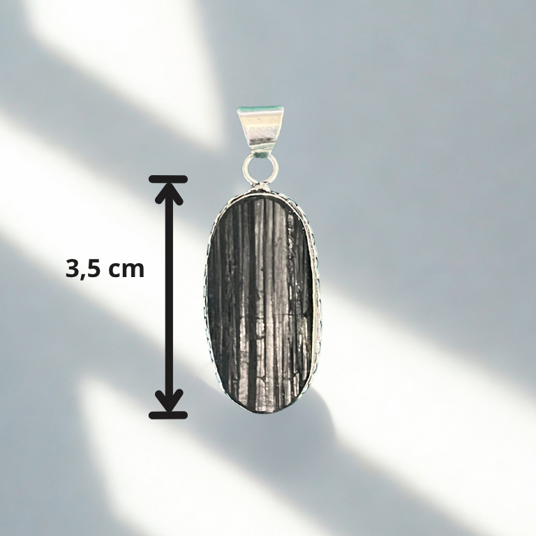 Collana regolabile con Ciondolo di Tormalina Nera Grezza – Scudo Energetico