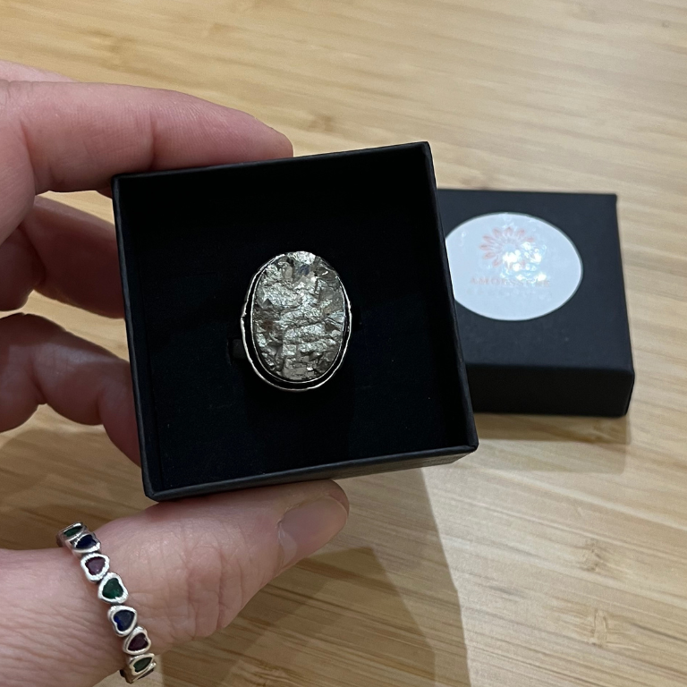 Anello con Pirite Grezza