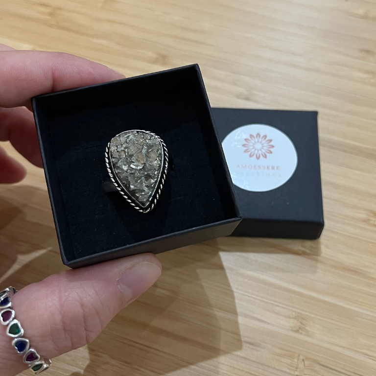 Anello con Pirite Grezza