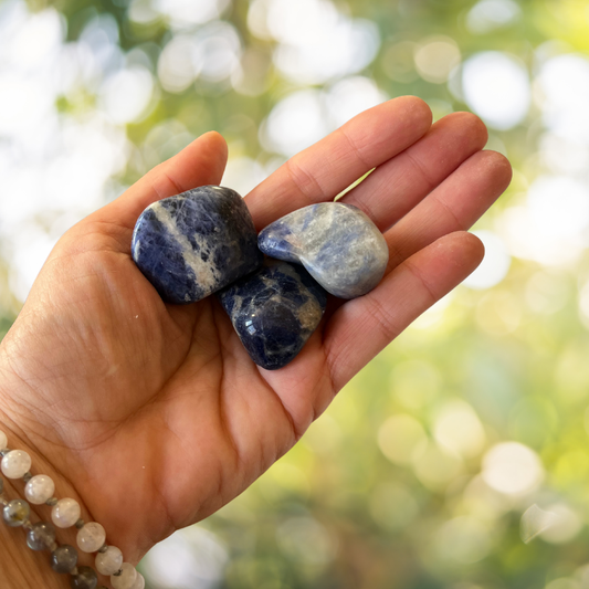 Sodalite naturale burattata