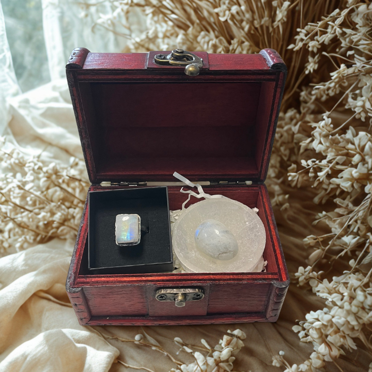 Forziere  Pietra di Luna  e Piattino Selenite – Intuizione e Nuovi Inizi