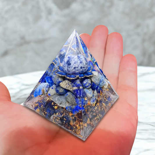 Piramide Orgonite Lapislazzuli e Sodalite