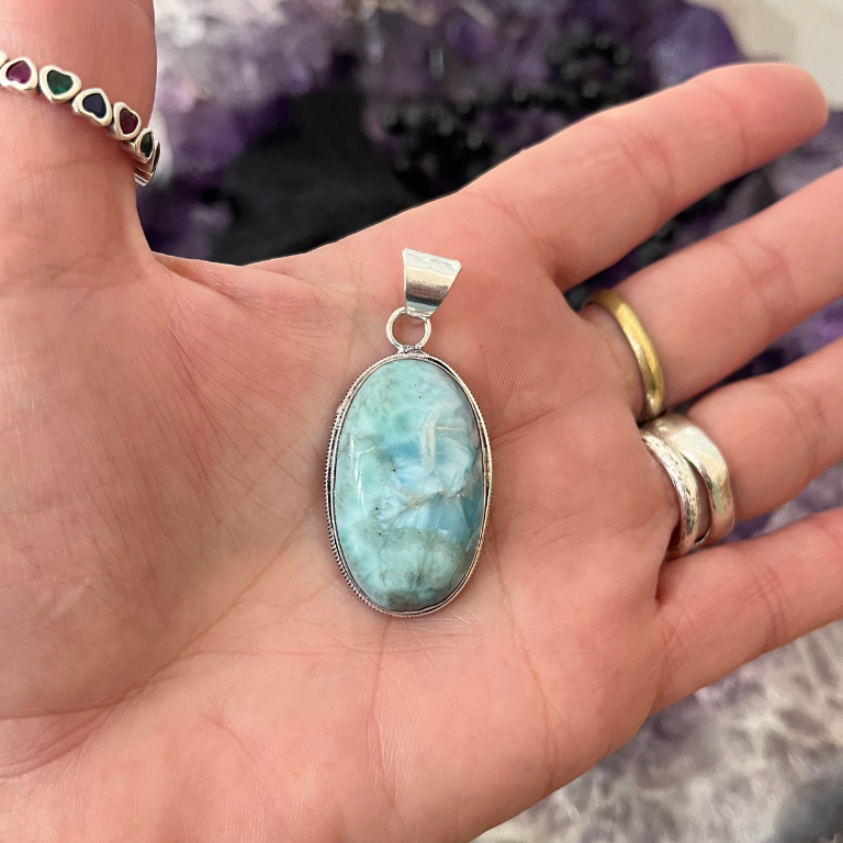 Ciondoli in Larimar