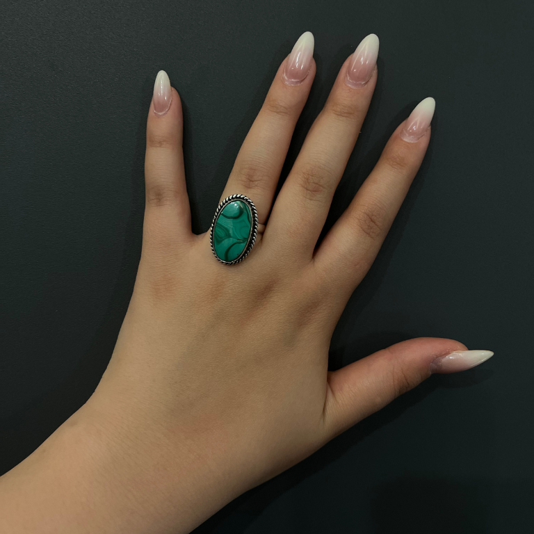 Forziere Malachite e Piattino Selenite – Trasformazione del Cuore e Protezione Emotiva