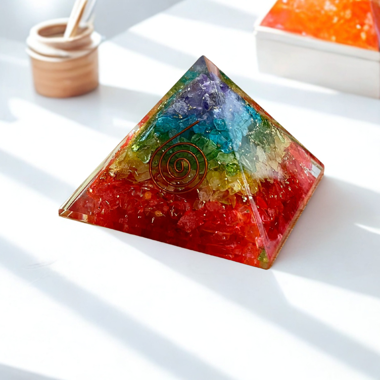 Piramide Orgonite 7 Chakra