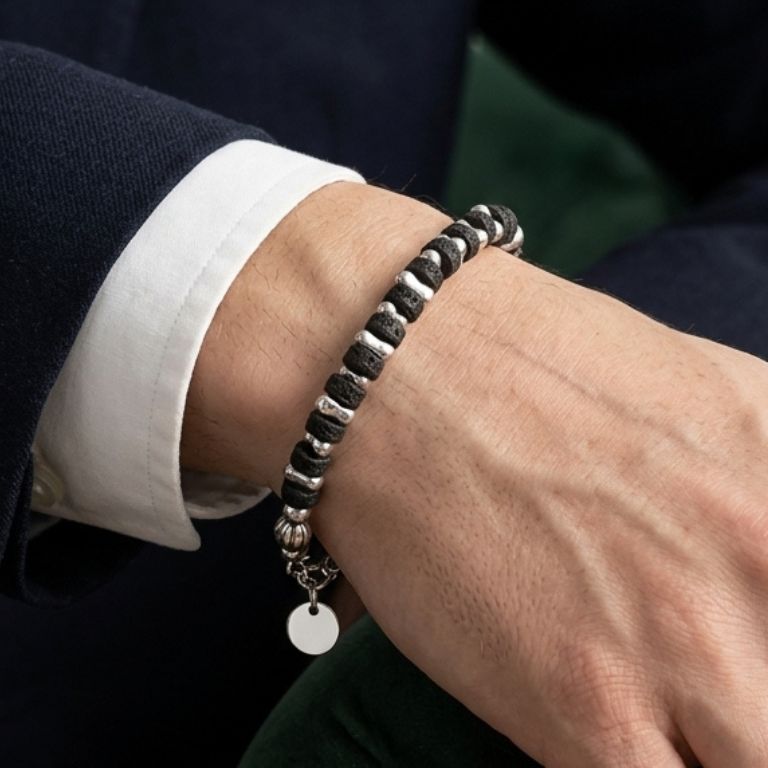 Bracciale in Pietra Lavica e Acciaio