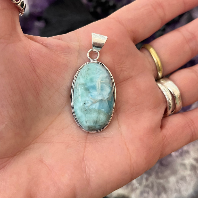 Ciondoli in Larimar