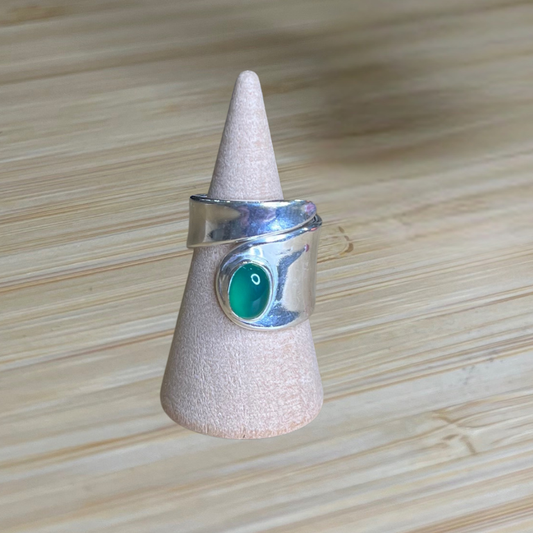 Anello regolabile in argento con Agata Verde