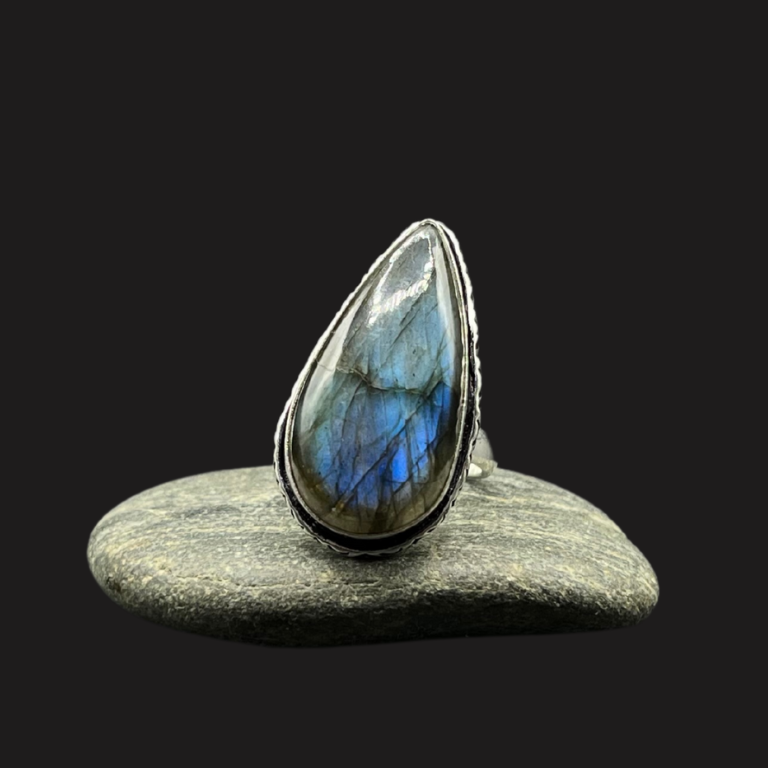 Anello in Labradorite