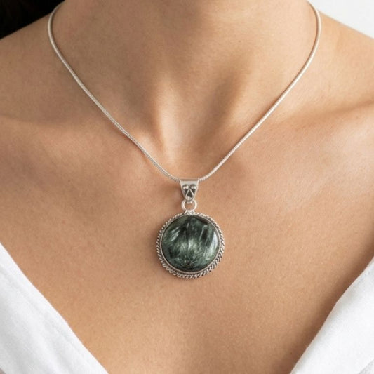 Ciondolo Serafinite Tonda in Argento 925