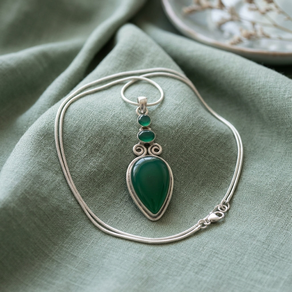 Ciondolo Onice Verde in Argento 925