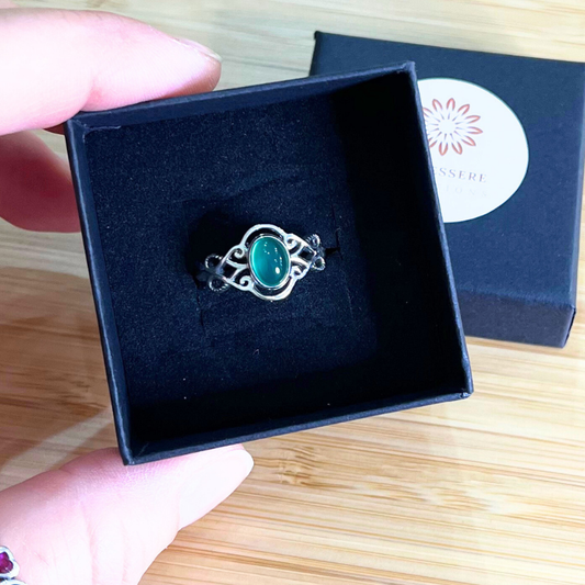 Anello in argento con Agata Verde