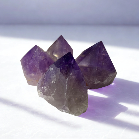 Punta di Ametista Naturale – Energia spirituale e protezione profonda