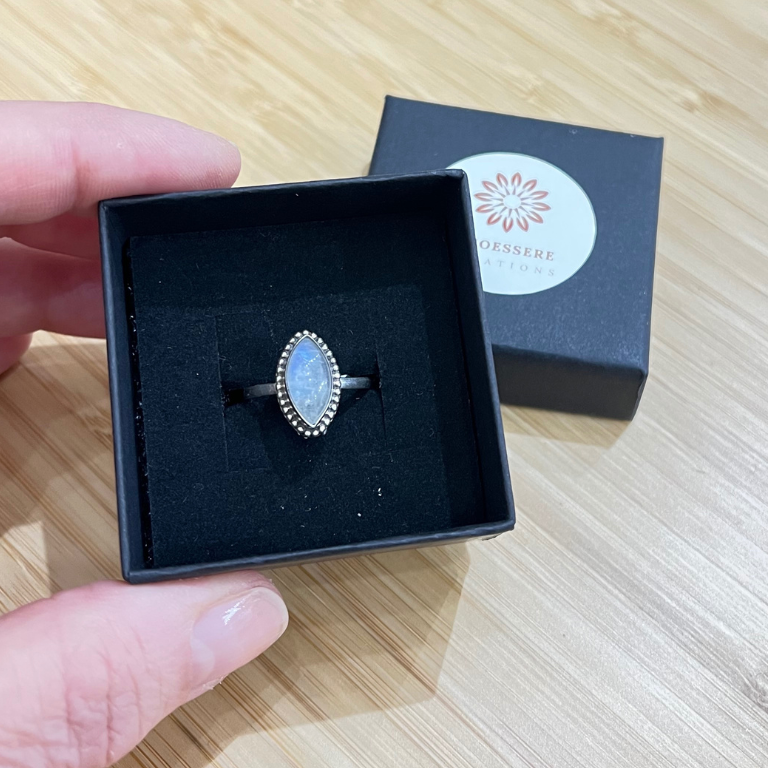 Anello con Labradorite bianca - Argento 925