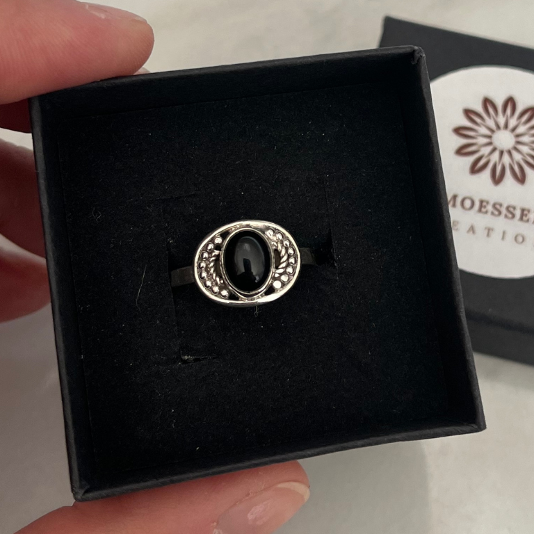 Anello con Onice Nero
