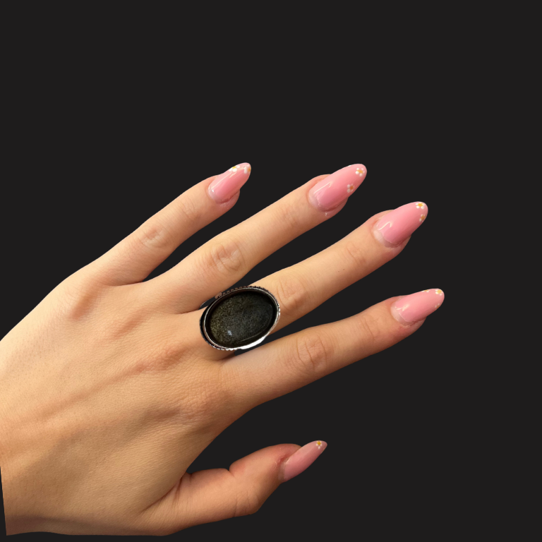 Forziere Ossidiana Dorata – Protezione Consapevole e Forza Interiore