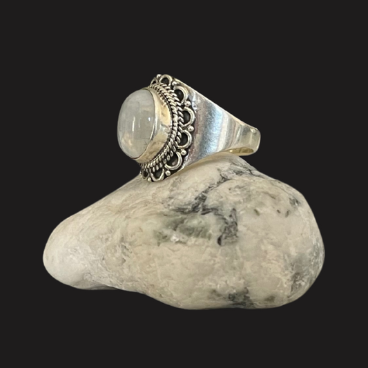 Anello in Argento e Pietra di Luna