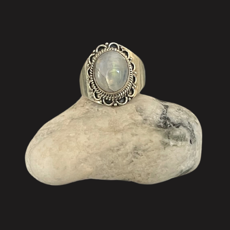 Anello in Argento e Pietra di Luna