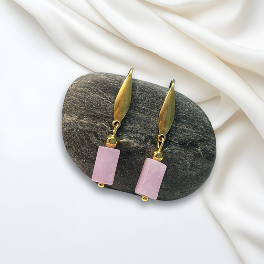 Orecchini in pietra naturale – Kunzite