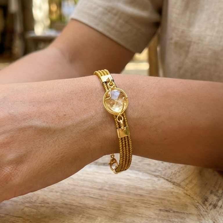 Bracciale in Capim Dourado con Cristallo Naturale – Citrino o Tormalina Nera