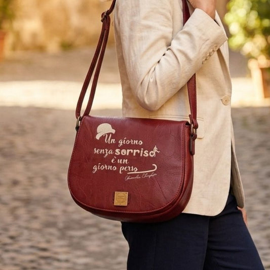 Borsa in Ecopelle Ricamata "Un Giorno Senza Sorriso è un Giorno Perso"