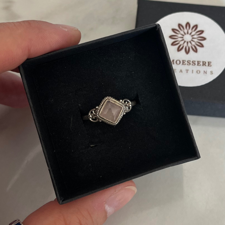 Anello con Quarzo rosa