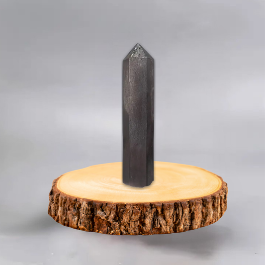 Torre in Shungite – Scudo Energetico Naturale