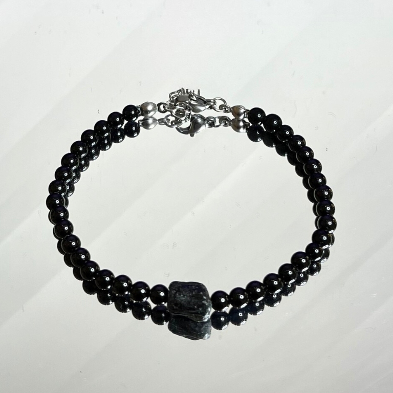 Bracciale Tormalina Nera con Chip Verde Centrale