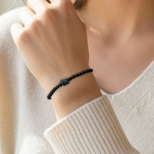 Bracciale Tormalina Nera con Chip Verde Centrale