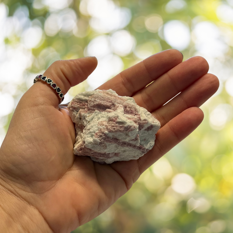 Tormalina Rosa Grezza | Pietra dell'Amore e della Guarigione del Cuore