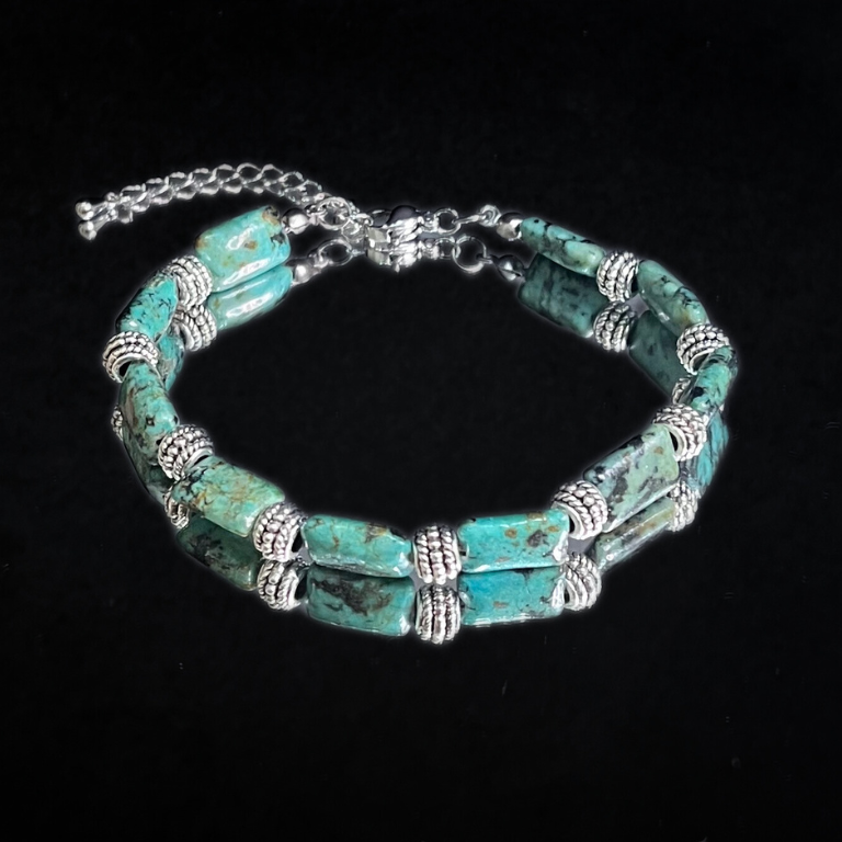 Bracciale in Turchese Africano – Equilibrio, Evoluzione, Protezione